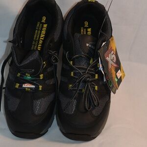 Steel Toed Men's SZ 9 WorkLoad Safety Shoes